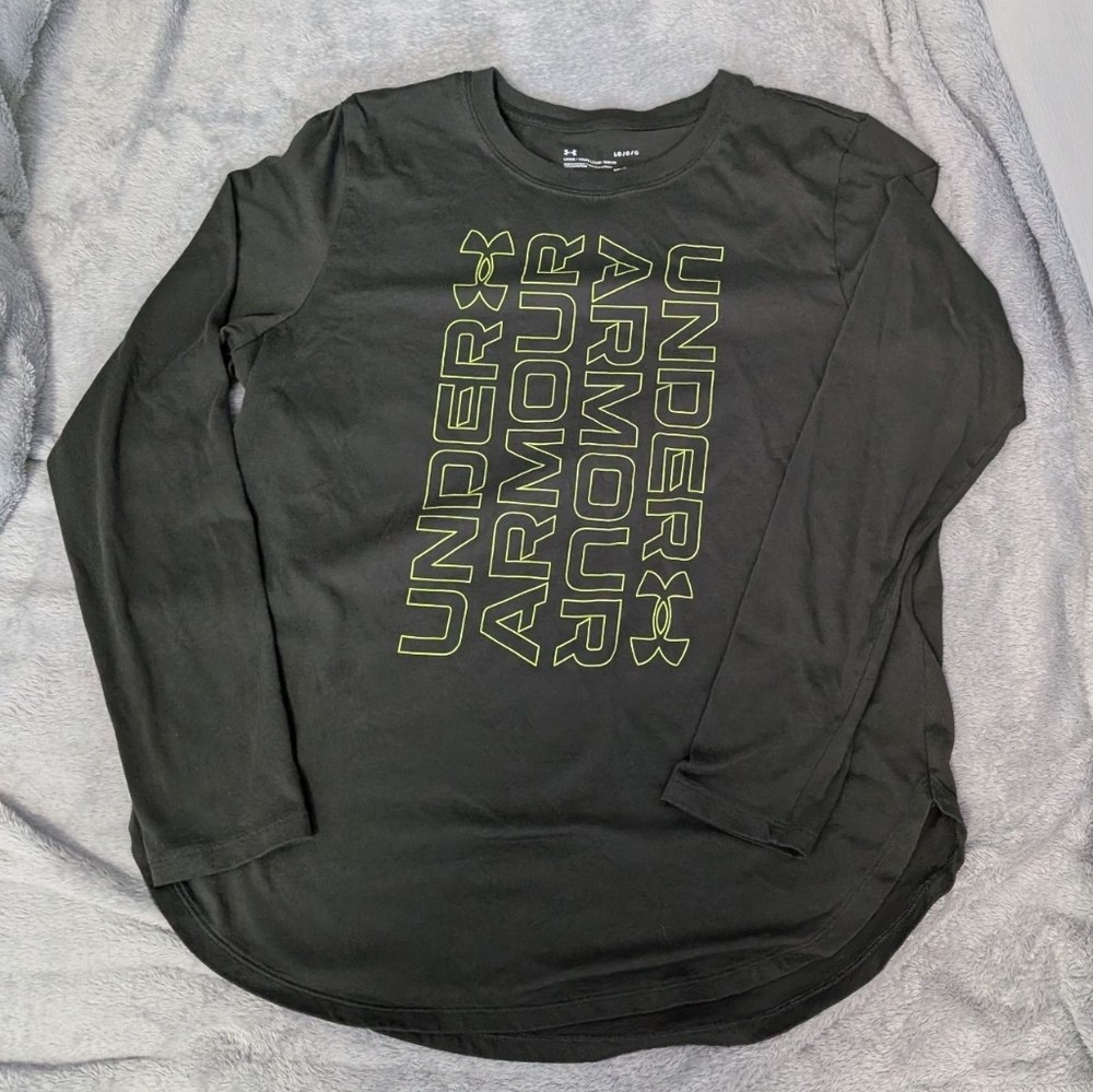 Under Armour girls loose swoop bottom long sleeve shirt Sz: L